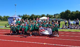 Falconara, pieno successo per “Esordiamo”